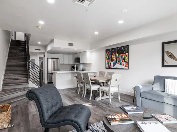 751 Main St #206, Park City, UT 84060