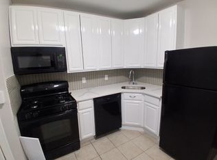 302 71st St #15, West New York, NJ 07093