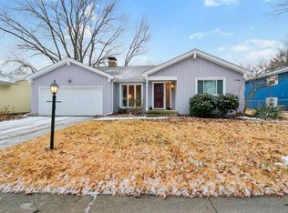 2305 Belmore Dr, Champaign, IL 61821