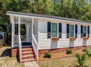 2215 Cambridge Ave, North Charleston, SC 29405