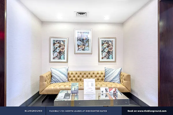 Rented by The Blueground | media 26