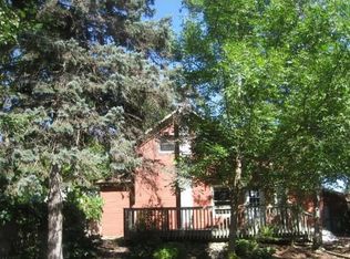 122 Elm St S, Chaska, MN 55318