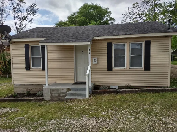 602 Rector St, Hot Springs, AR 71913