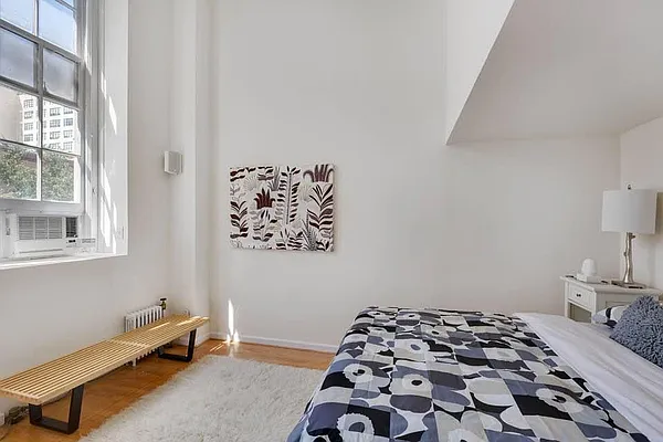 Rented by Compass | media 25