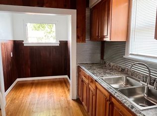 319 N 34th St, Council Bluffs, IA 51501