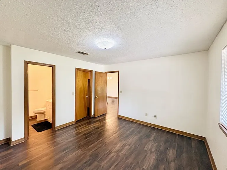 912 Nutmeg Ave — Photo 16