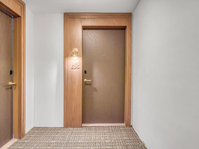 6 Greenbriar Rd #523 — Photo 5