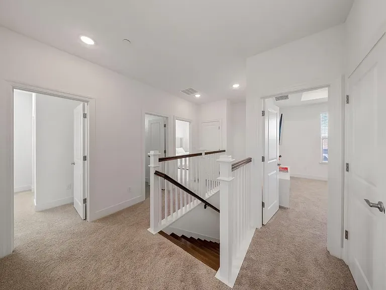 1946 Carmel Ranch Cir — Photo 7