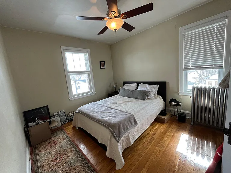 2517 Bryant Ave S #304 — Photo 10