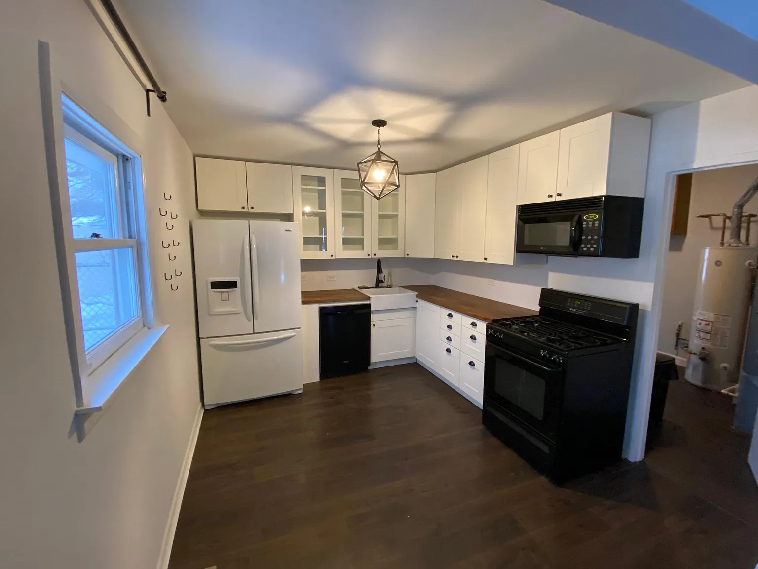 173 Nauvoo St photo 1