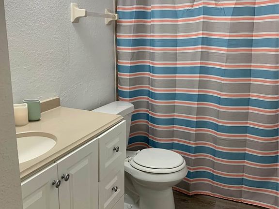 5th image of 5287 Images Cir APT 302