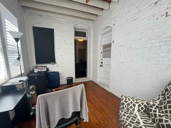 1905 Beacon St, Brookline, MA