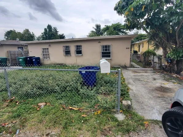 2980 NW 91st St #1, Miami, FL 33147