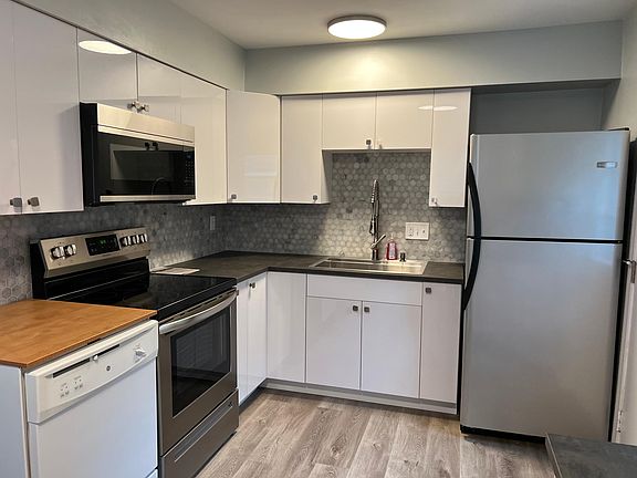 2nd image of 213 Burke Dr
