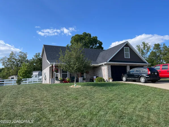802 Jace Dale Ct, Jefferson City, MO 65109