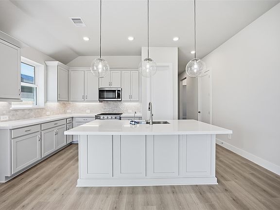 4th image of 10311 Tranquil Lake Drive