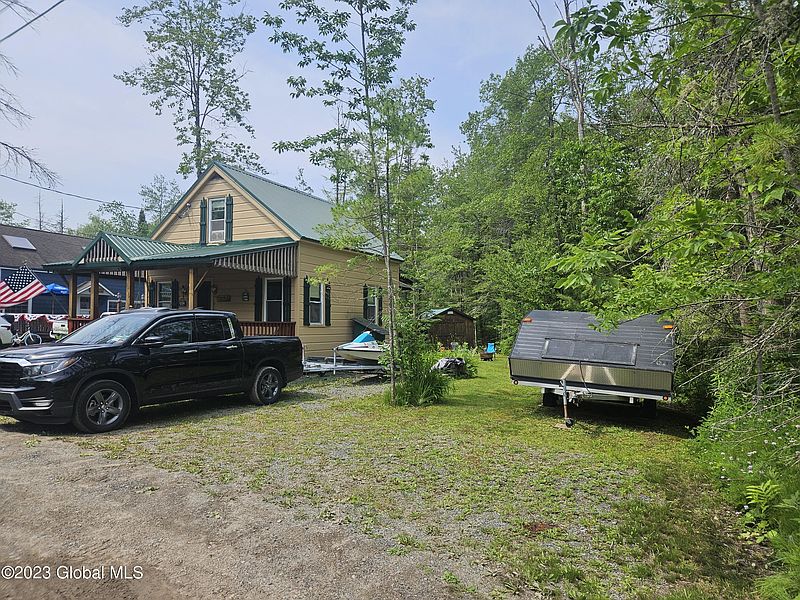 2nd image of 126 Lake Avenue