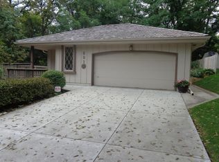221 Timber Dr, Council Bluffs, IA 51503