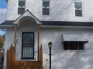 5321 Thomas St, Maple Heights, OH 44137