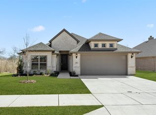 409 Elyse Rd, Keene, TX 76059