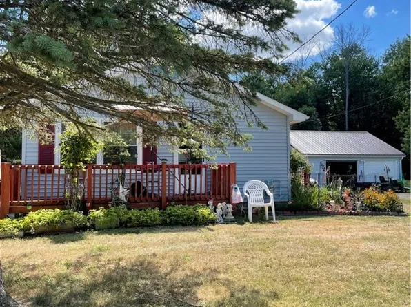 214 Linwood Ave, Albion, NY 14411