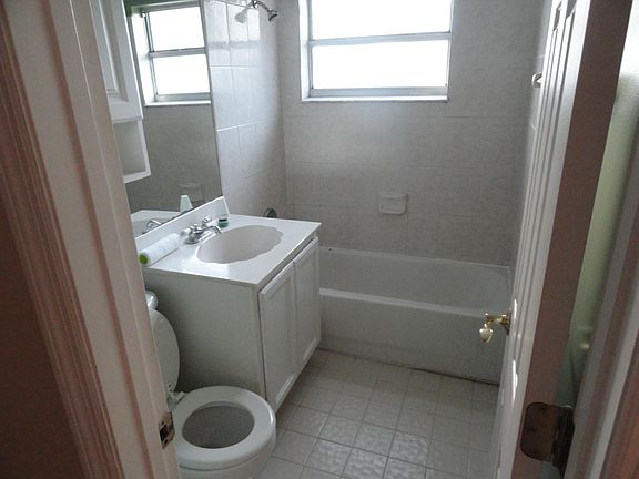 5th image of 10734 Kyle Dr