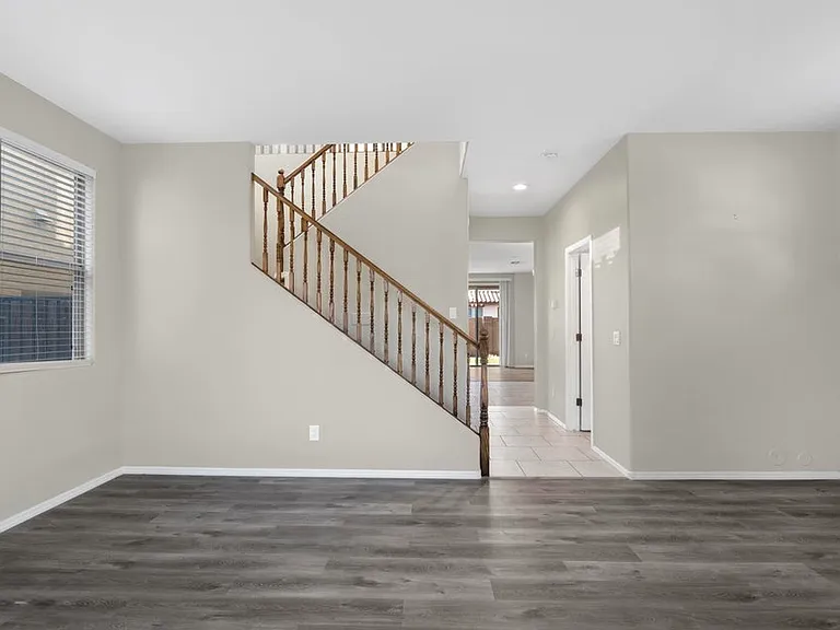4042 W Valley View Dr — Photo 6