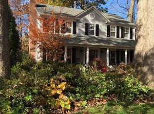 5304 Wapakoneta Rd, Bethesda, MD 20816