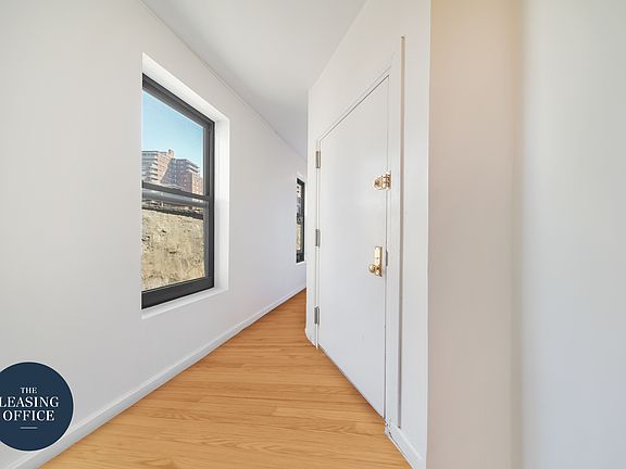 4th image of 206 9th Ave APT 4N8