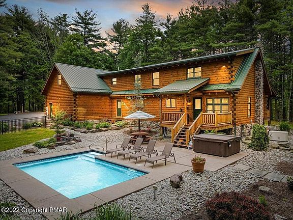 3rd image of 899 Lower Swiftwater Rd