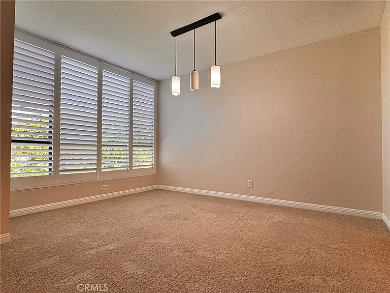 1312 S Saltair Ave #210 — Photo 5