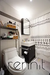 Rented by Rennit Inc.