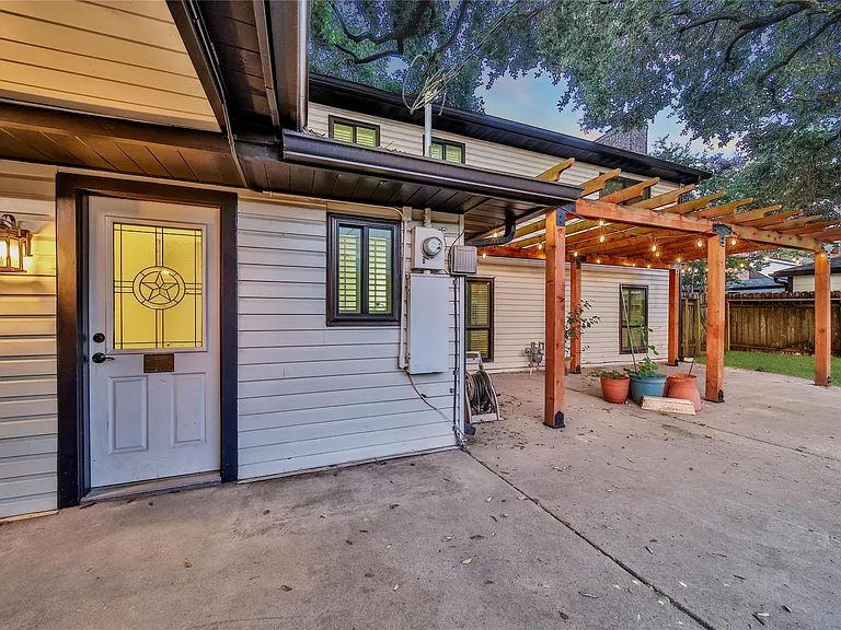 950 Del Norte St — Photo 35