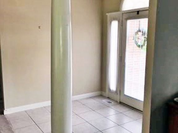 3rd image of 10535 Chip Dr
