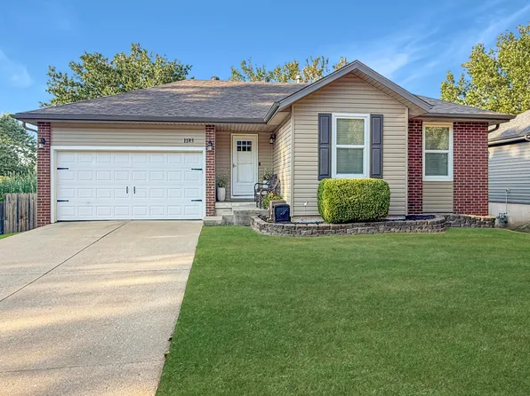 1185 W Grayrock Drive, Springfield, MO 65810