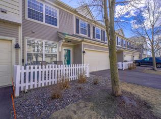 4577 Victor Path UNIT 8, Hugo, MN 55038