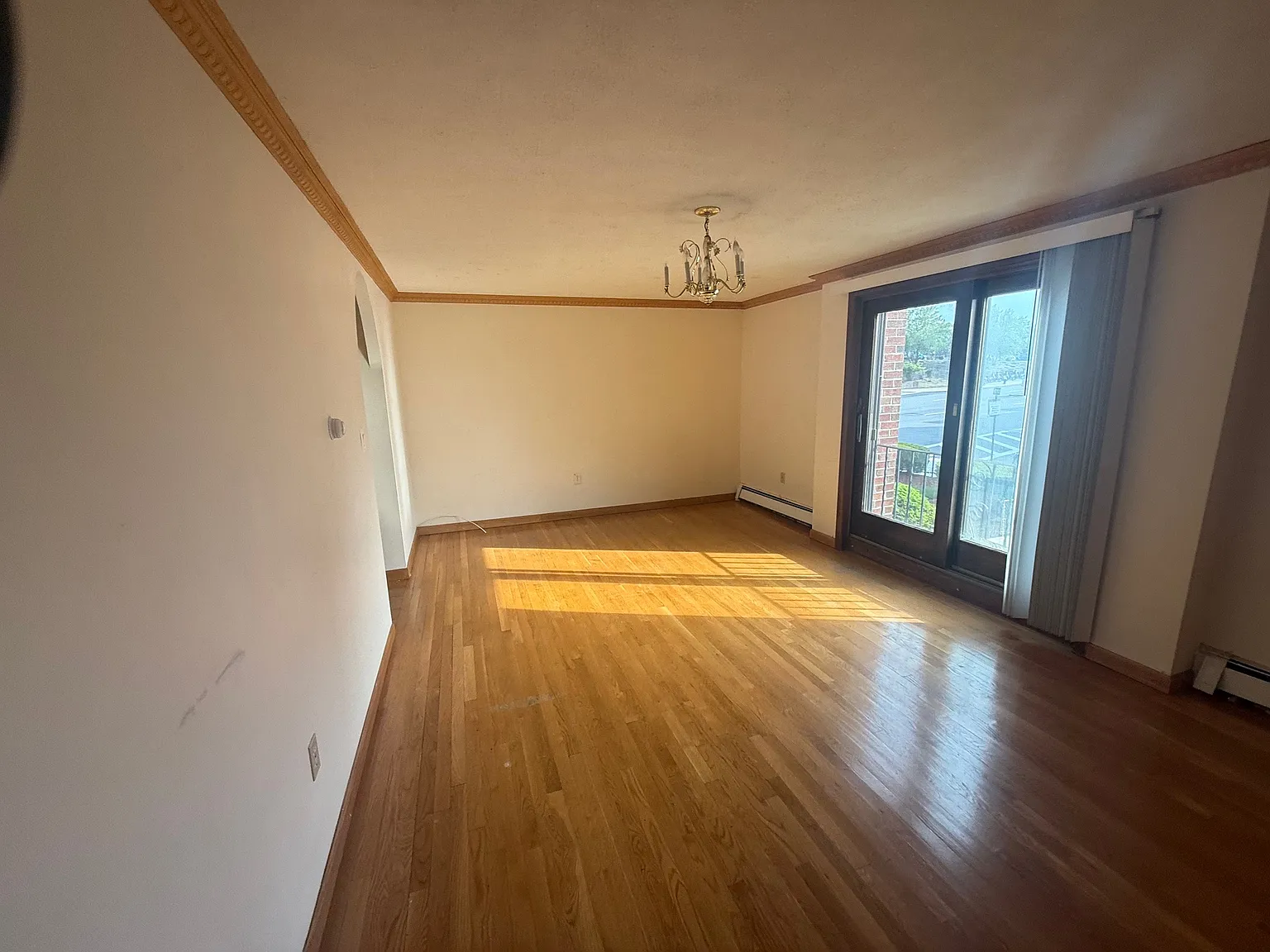 2 bed, $2,800 — Photo 1