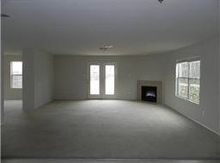 1356 Falcon Dr, Grand Prairie, TX 75051