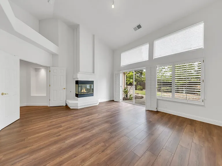 133 Cruickshank Dr — Photo 12