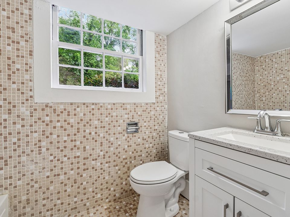 19th image of 4616 Greenspring Rd