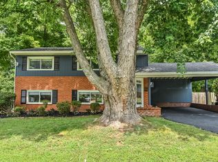 1415 Cottage St SW, Vienna, VA 22180