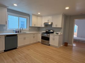 9 Knapp St, Somerville, MA