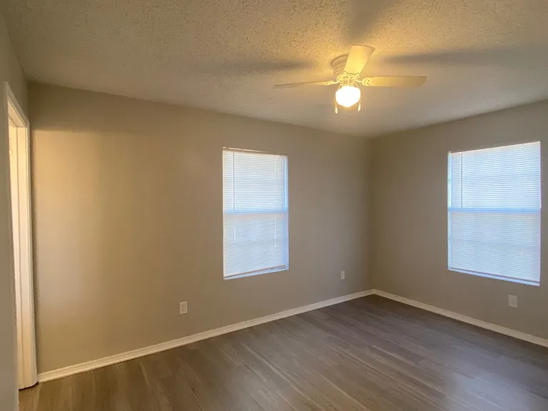 128 Pierce Dr — Photo 10