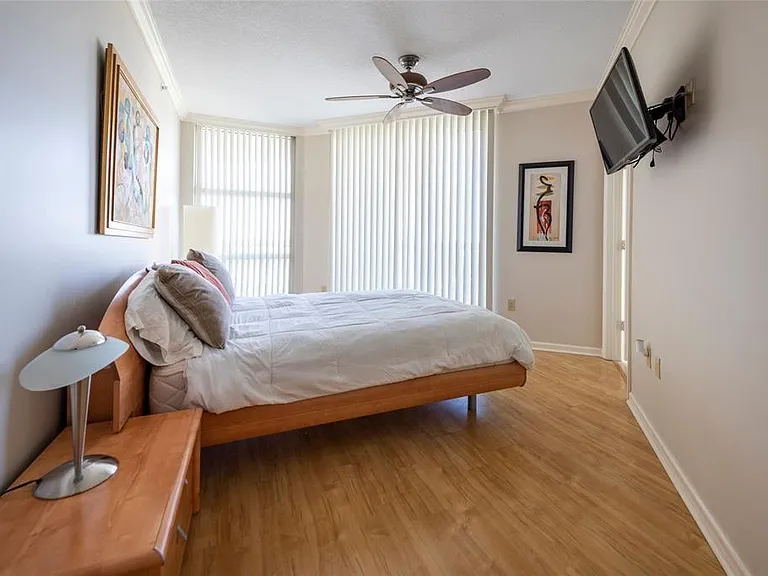 401 SW 4th Ave #1102 — Photo 12