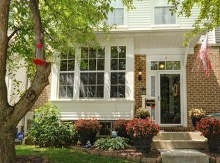4 Squire Ct, Reisterstown, MD 21136