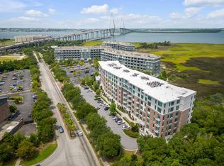 155 Wingo Way #423, Mount Pleasant, SC 29464