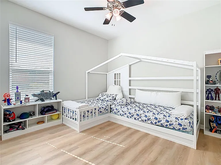790 Carmel Ln — Photo 29
