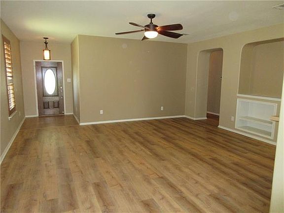4th image of 2301 Sage Canyon Dr