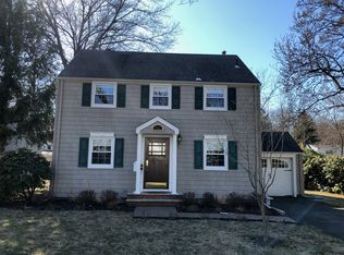 11 Harsen Rd, Tenafly, NJ 07670