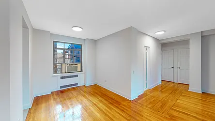 Rented by R New York